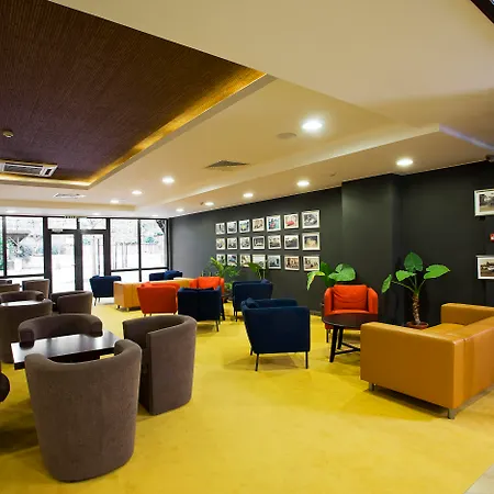Готель Casa Karina 4*