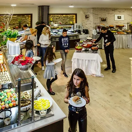 Szálloda Casa Karina