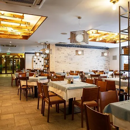 Szálloda Casa Karina 4*