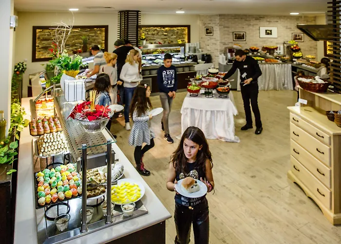 Casa Karina Hotel 4*